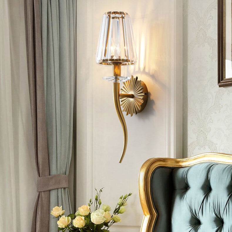 European Light Luxury Hardware Glass 1-Light Wall Sconce Lamp
