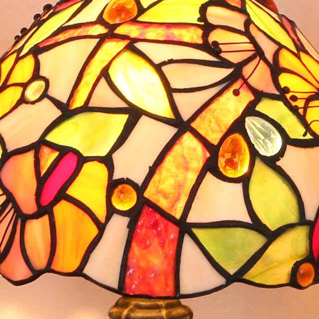 Traditional Tiffany Dome Iron Stained Glass 1-Light Table Lamp For Bedroom