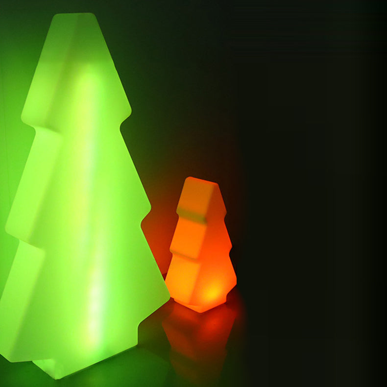 Modern Art Deco Waterproof Solar Rechargeable PE Christmas Tree LED RGB Landscape Lighting Outdoor Light For Garden