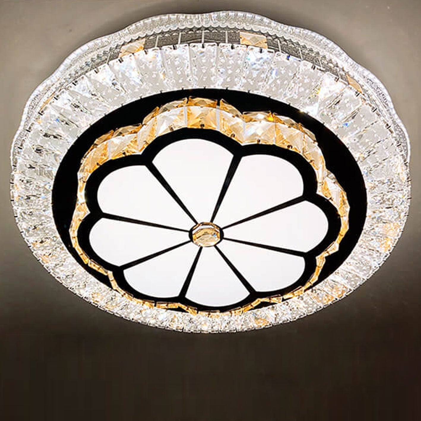 Nordic Light Luxury Round Design Multi-Style LED Flush Mount Light