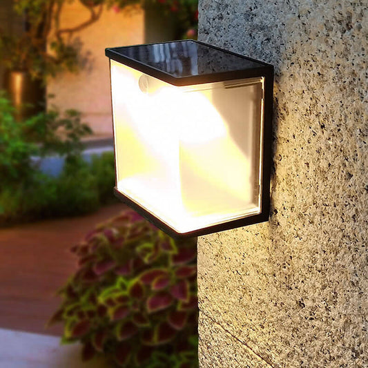مصباح حائط LED للديكور الخارجي بتصميم صندوق مستطيل يعمل بالطاقة الشمسية 