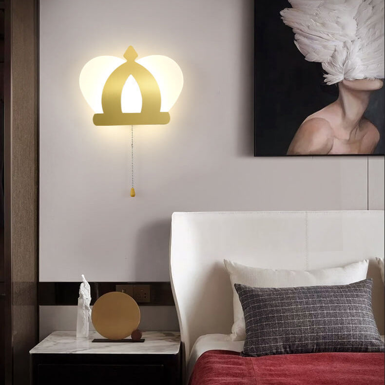 Modern Minimalist Golden Crown Acrylic LED Wall Sconce Lamp