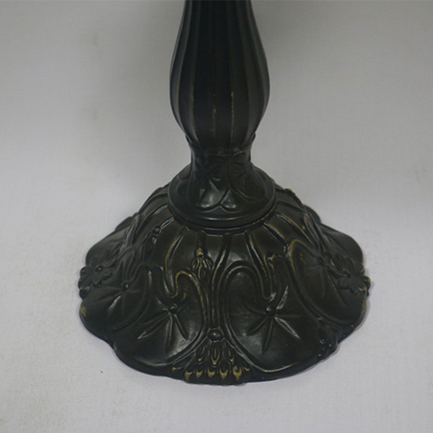 European Tiffany Stained Glass 1-Light Mediterranean Table Lamp