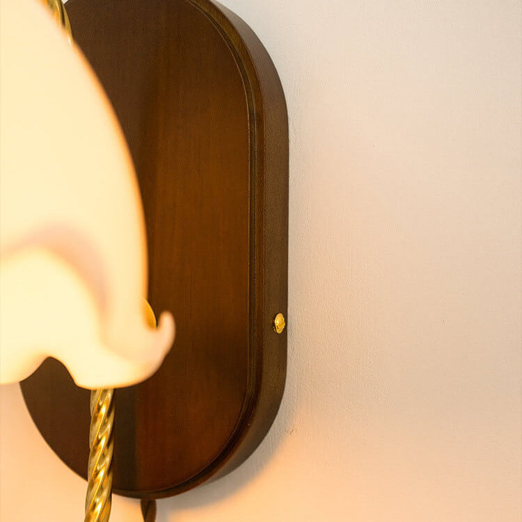 French Vintage Cream Glass Petal 1-Light Wall Sconce Lamp