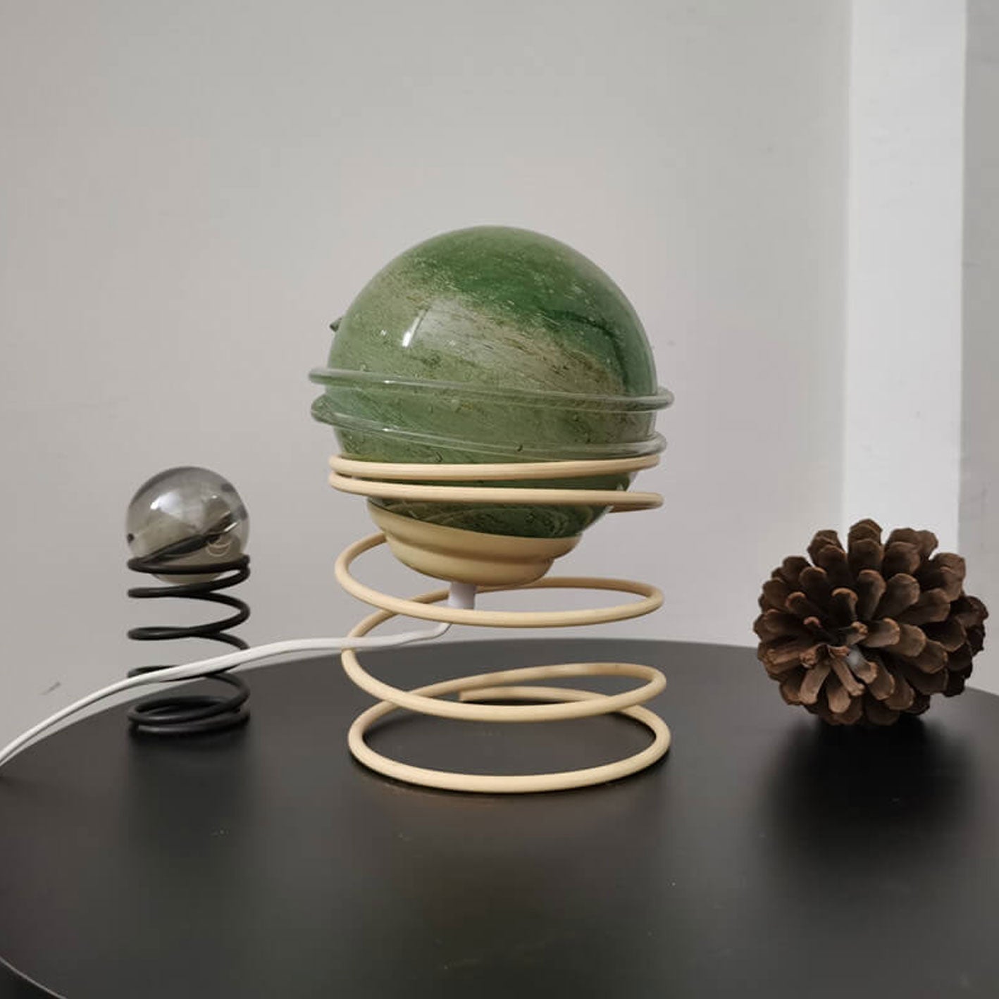 Nordic Creative Glass Ball Spring Base Design 1-Light Table Lamp