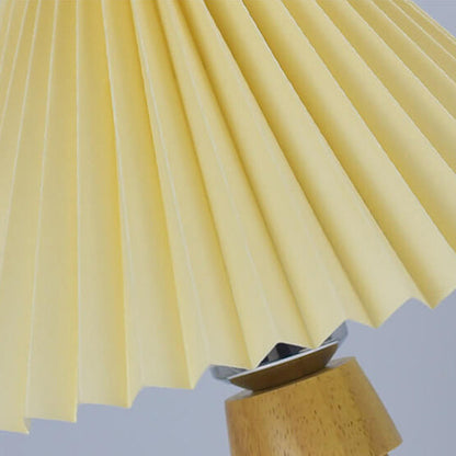 Nordic Retro Tripod Pleated Design Umbrella 1-Light Table Lamp