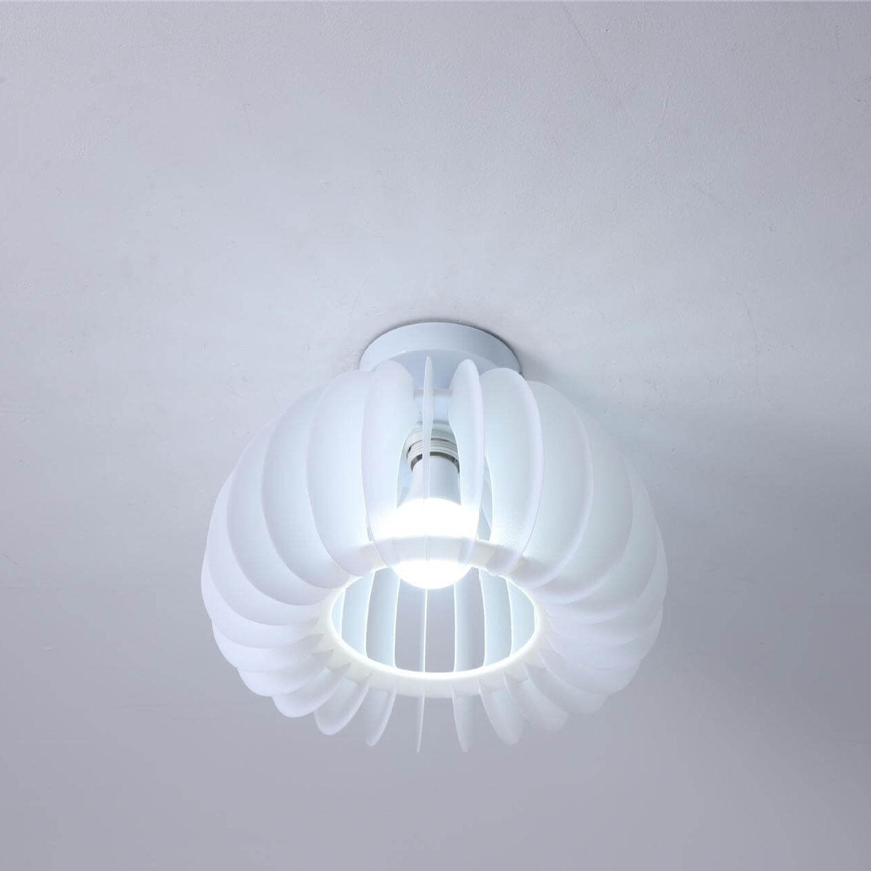 Modern Simple Pumpkin Shape Acrylic 1-Light Flush Mount Ceiling Light