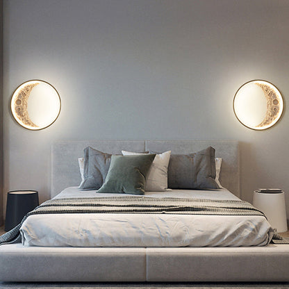 مصباح حائط LED دائري معدني من الراتنج بتصميم آرت ديكو عصري لغرفة النوم 