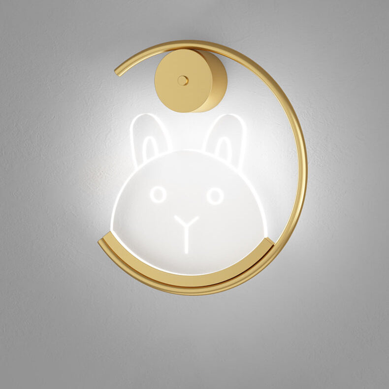 مصباح حائط LED إبداعي على شكل دب أكريليك ذهبي على شكل حرف C 