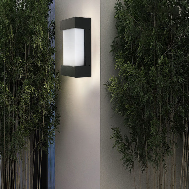 مصباح حائط LED خارجي مقاوم للماء مصنوع من الأكريليك بتصميم مربع بسيط وحديث 
