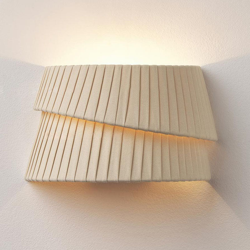 Traditional French Cream Half Circle Woven Fabric 1-Light Wall Sconce Lamp For Bedroom
