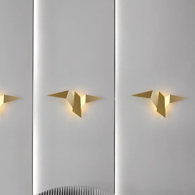 Modern Creative Flying Bird Metal 1-Light LED Wall Sconce Lamps