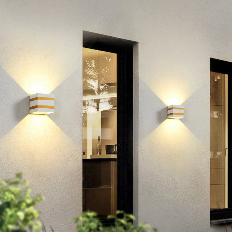Outdoor Minimalist Square Cube Aluminum Waterproof LED Wall Sconce Lamp