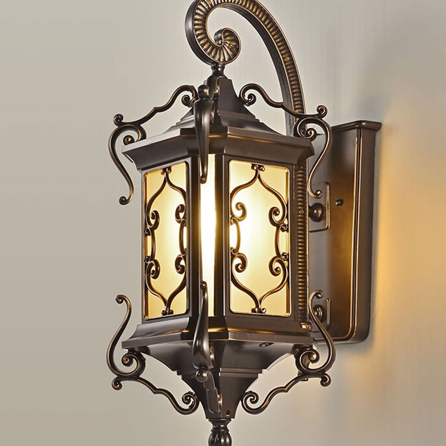 European Palace Outdoor Waterproof 1-Light Wall Sconce Lamp