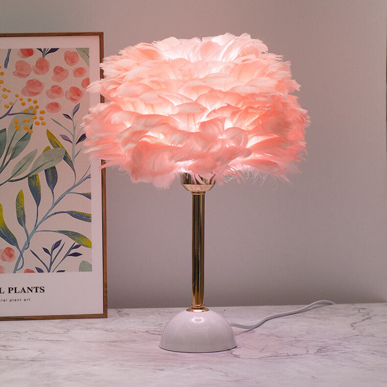 Modern Light Luxury Feather Round Shade Gold Pole 1-Light Table Lamp