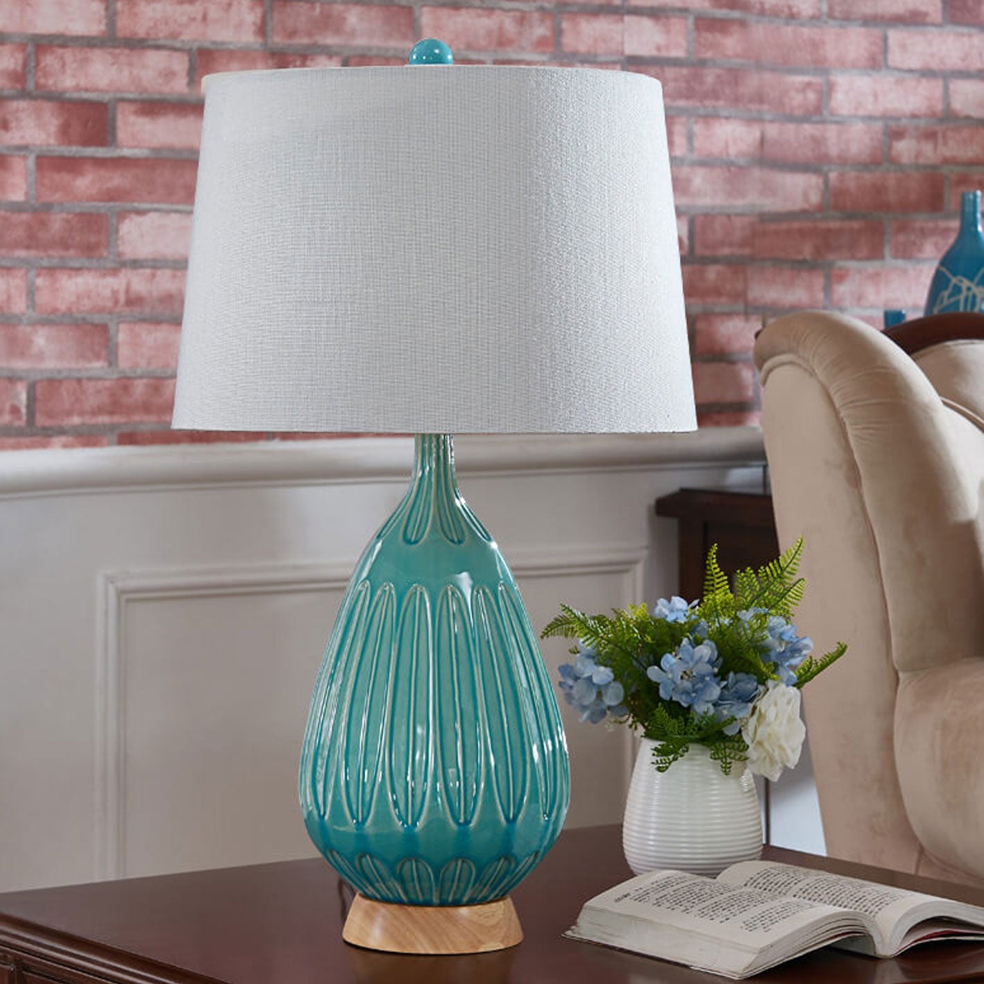 Modern Minimalist Light Luxury Ceramic 1-Light Table Lamp