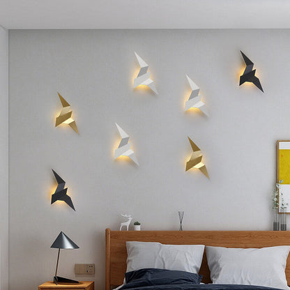 Modern Creative Flying Bird Metal 1-Light LED Wall Sconce Lamps