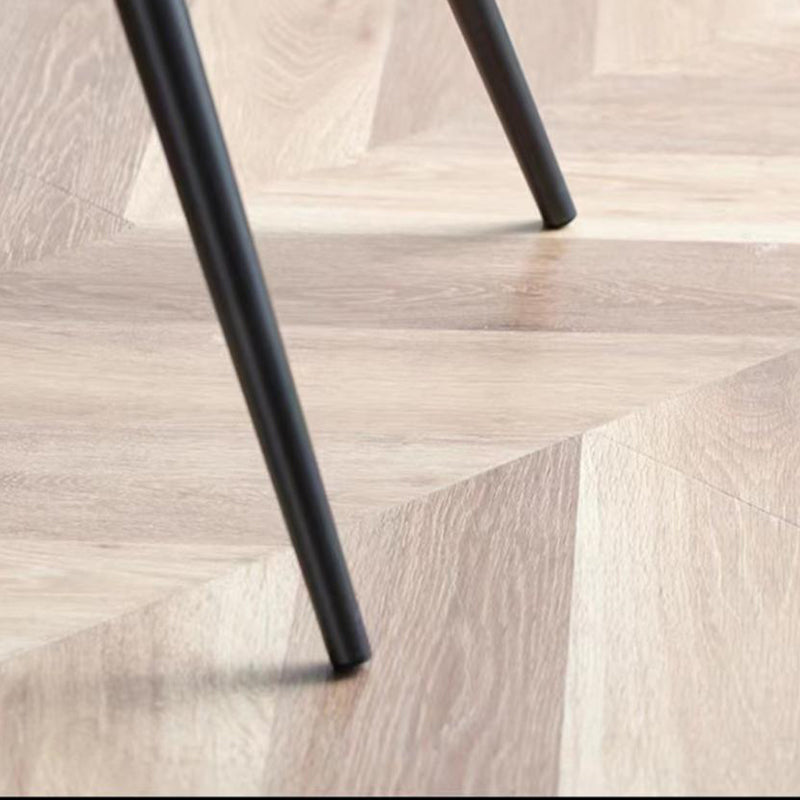 Contemporary Scandinavian Curved Leather Metal Tapered Legs Dining Chair Backrest For Dining Room