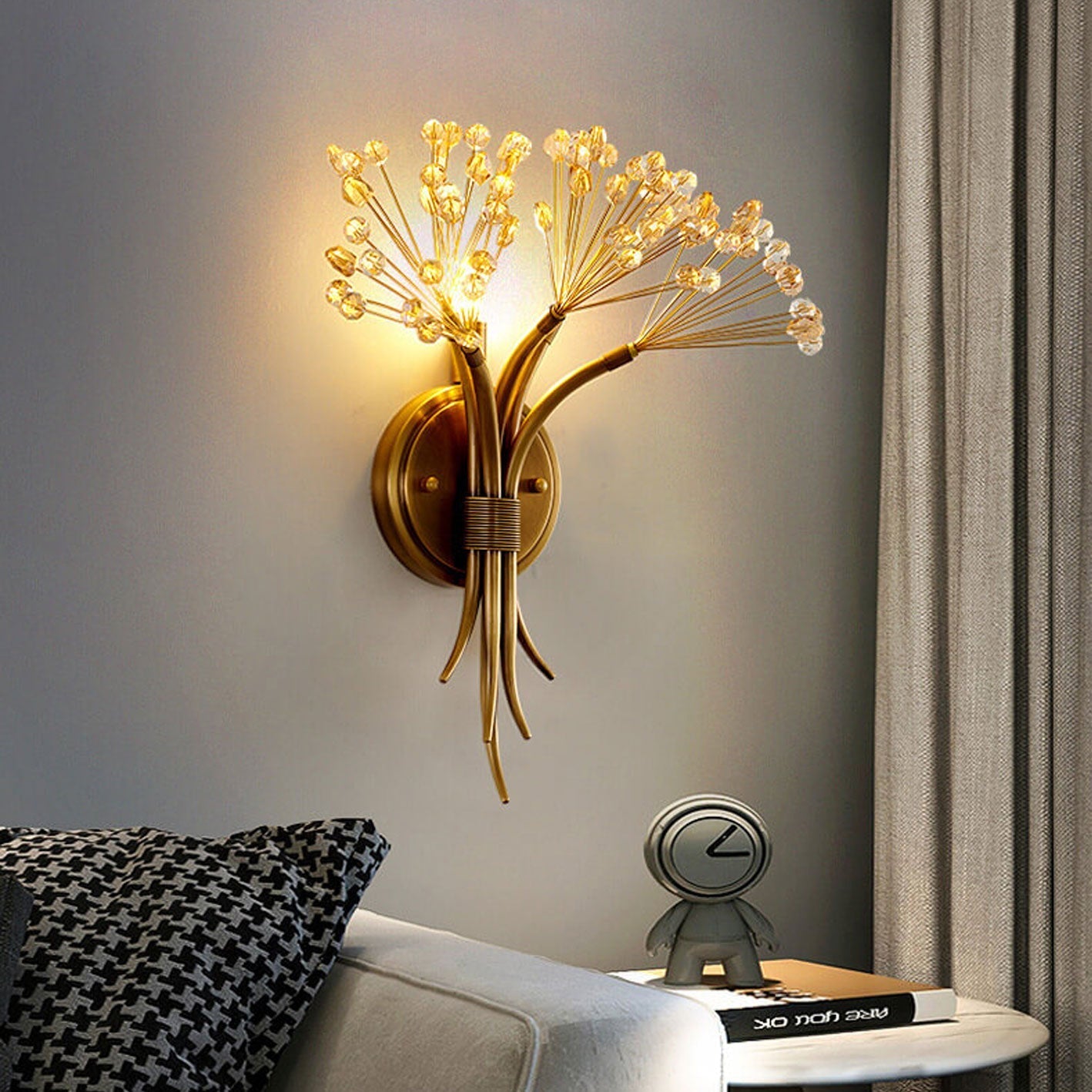 Modern Luxury Glass Dandelion Flower Design Brass 1-Light Wall Sconce Lamp
