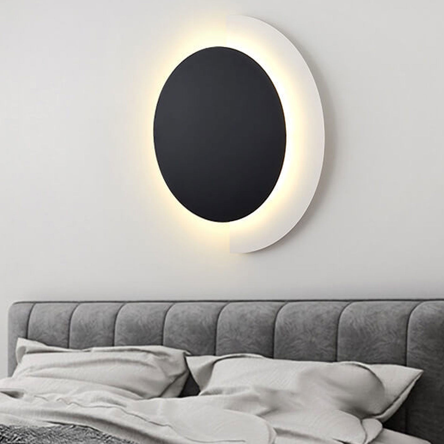 Nordic Postmodern Solid Color Wrought Iron Acrylic LED Wall Sconce Lamp