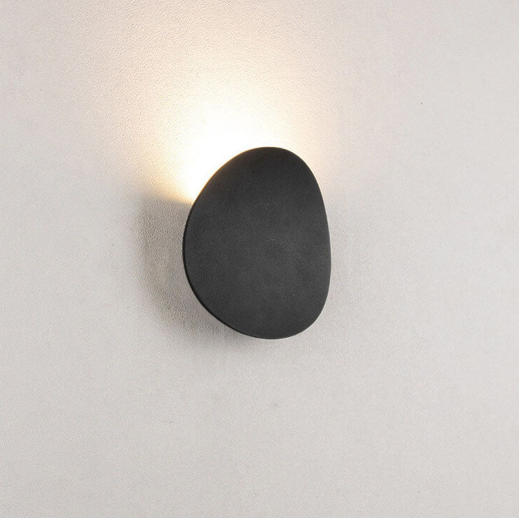 مصباح حائطي دائري بسيط مزود بإضاءة LED للاستخدام الداخلي والخارجي 