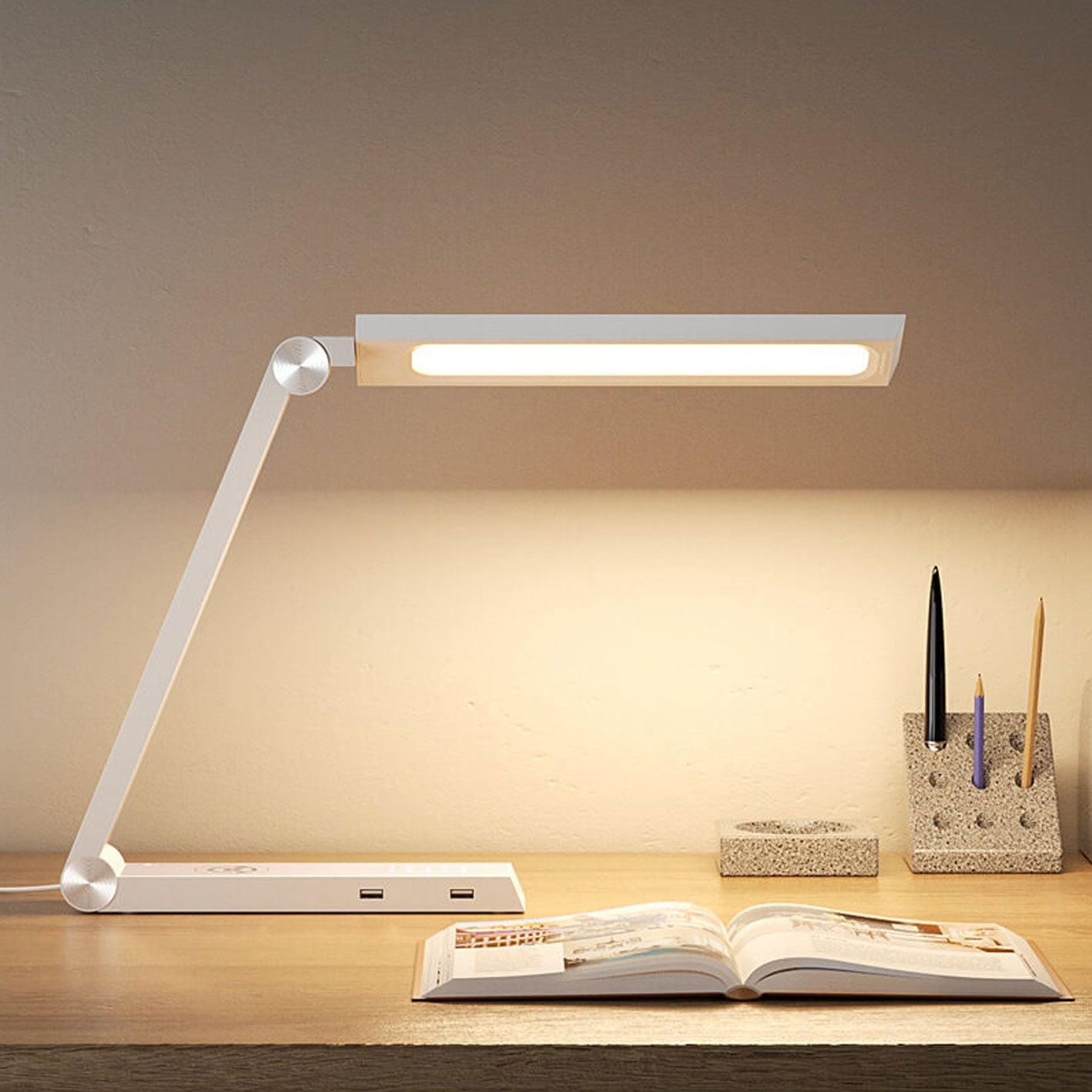 Creative Triangle Eye Protection USB Rechargeable LED Table Lamp