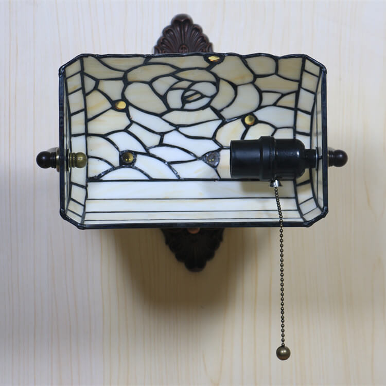 Traditional Tiffany Floral Stained Glass 1-Light Wall Sconce Lamp For Living Room