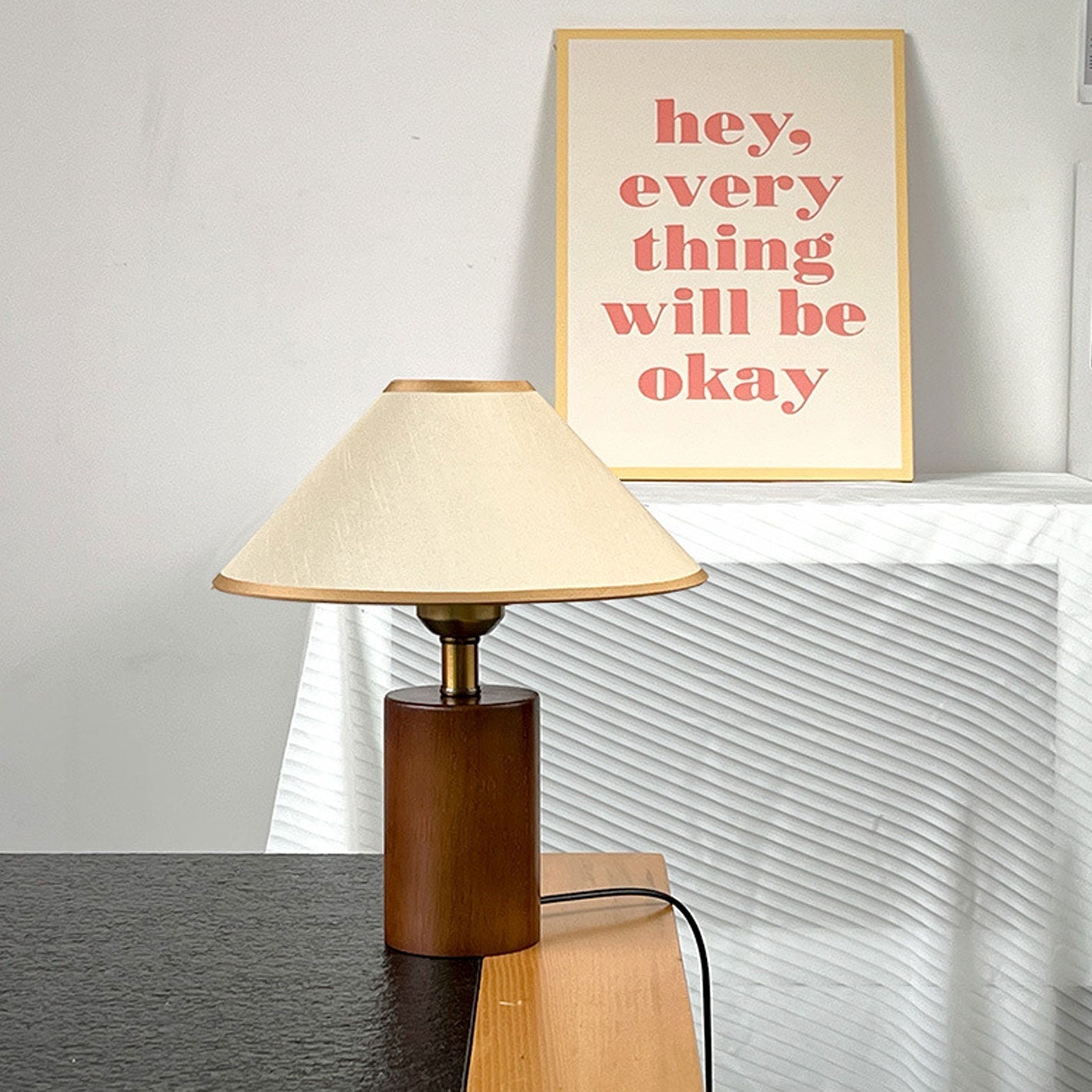 Vintage Pleated Cone Fabric Wooden Column 1-Light Table Lamp