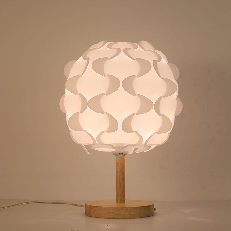 Modern Acrylic Nordic Creative 1-Light Decorative Table Lamp