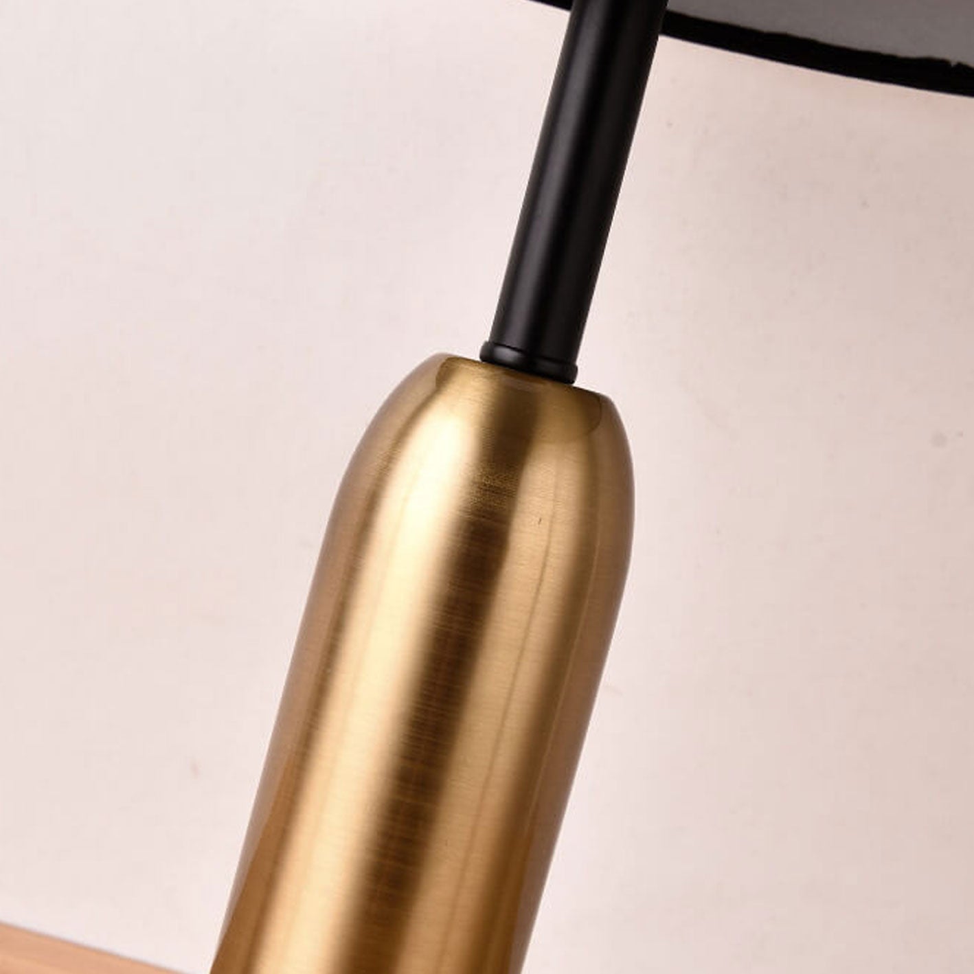 European Retro Fabric 1-Light Table Lamp