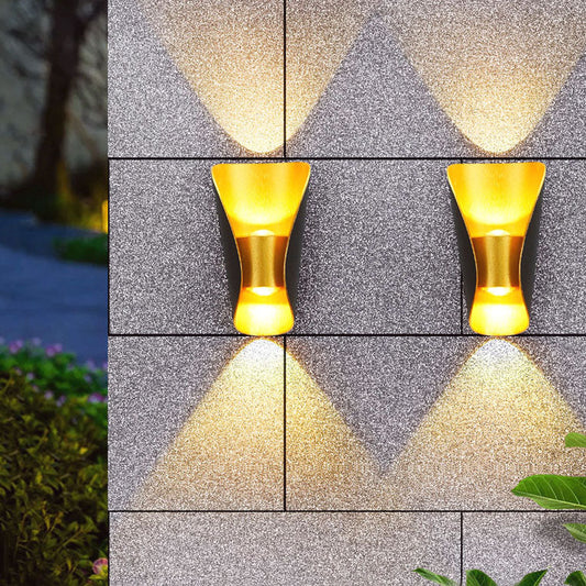 مصباح حائط LED مقاوم للماء بتصميم إبداعي وعصري وبسيط للشرفة الخارجية 