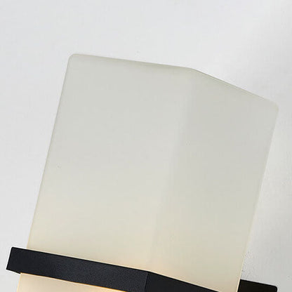 مصباح حائطي صناعي خارجي مقاوم للماء بعمود زجاجي مصنفر بضوء واحد 