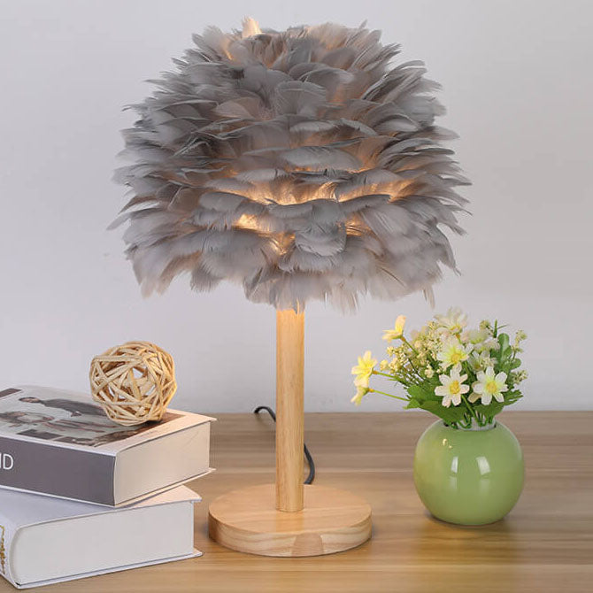 Modern Creative Feather Decorative Solid Wood 1-Light Table Lamp