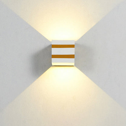 Outdoor Minimalist Square Cube Aluminum Waterproof LED Wall Sconce Lamp