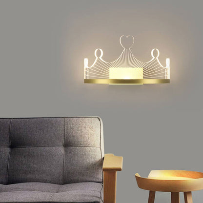 مصباح حائط LED من Nordic Light بتصميم تاج ذهبي فاخر مصنوع من الحديد والأكريليك 