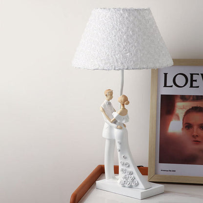 French Romantic Resin Hugging Couple Balloon Decor LED USB Table Lamp