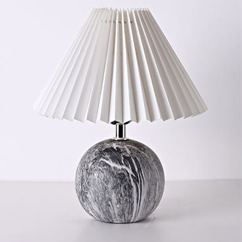 Vintage Pleated Fabric Lampshade Ceramic 1-Light Table Lamp