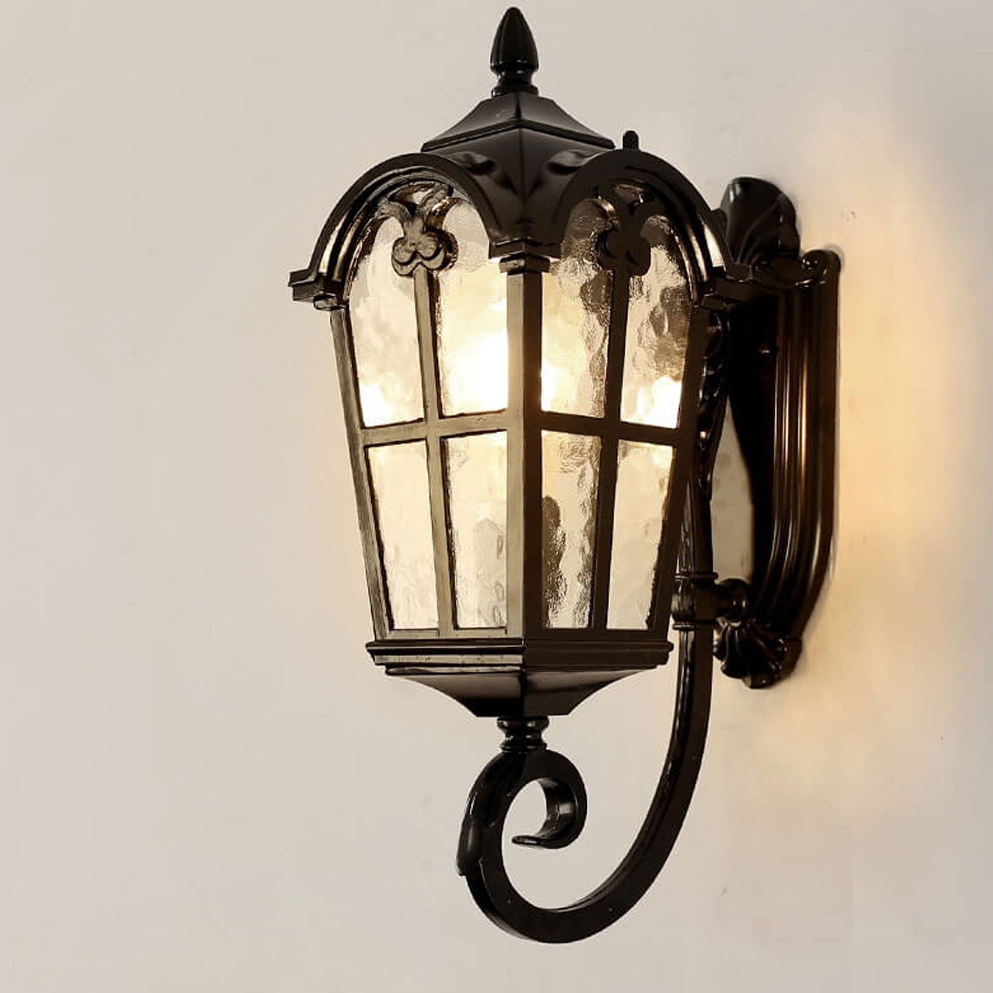 European Retro Glass Aluminum Lantern Outdoor Waterproof 1-Light Wall Sconce Lamp