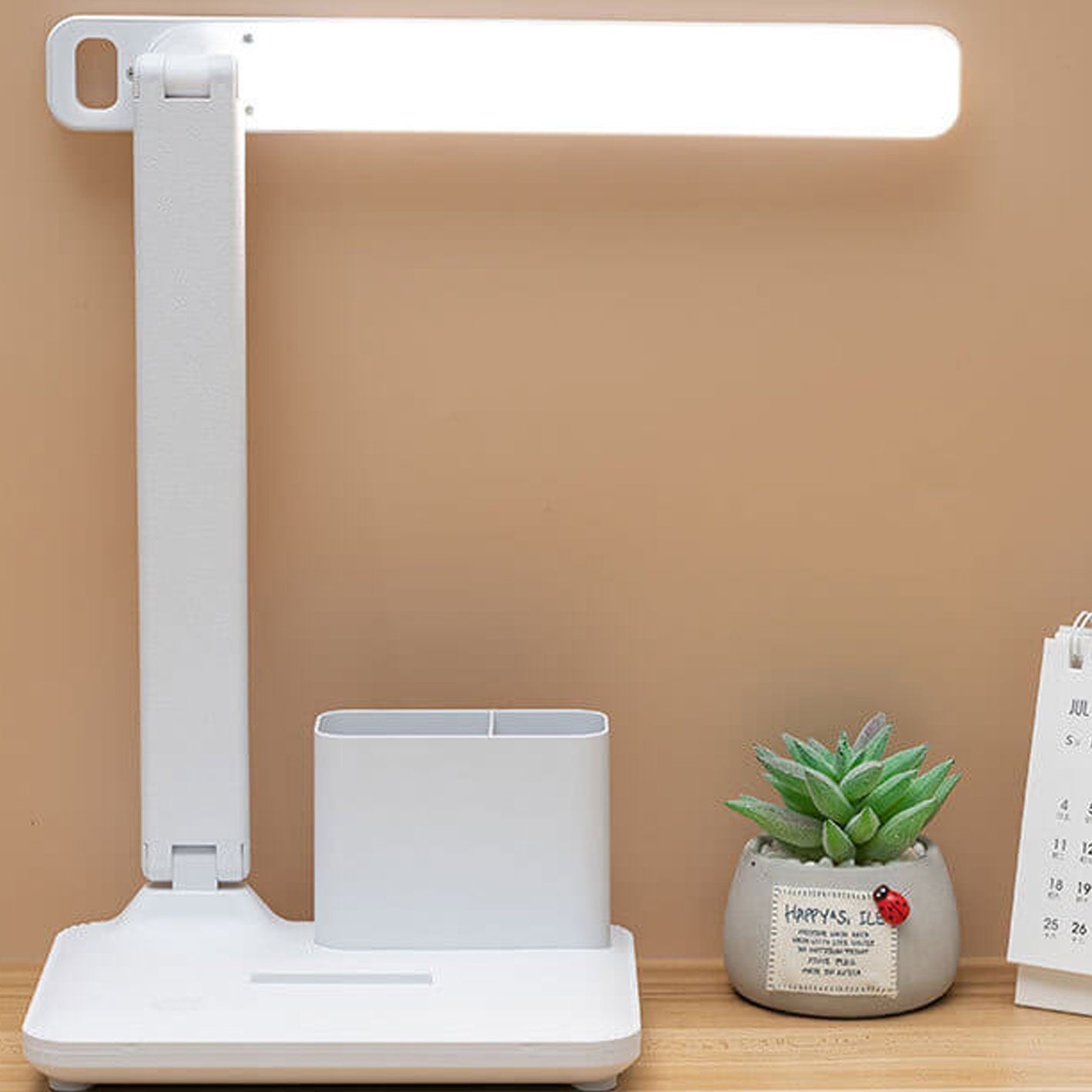 Simple Folding Pen Holder USB Eye Protection LED Reading Desk Lamp