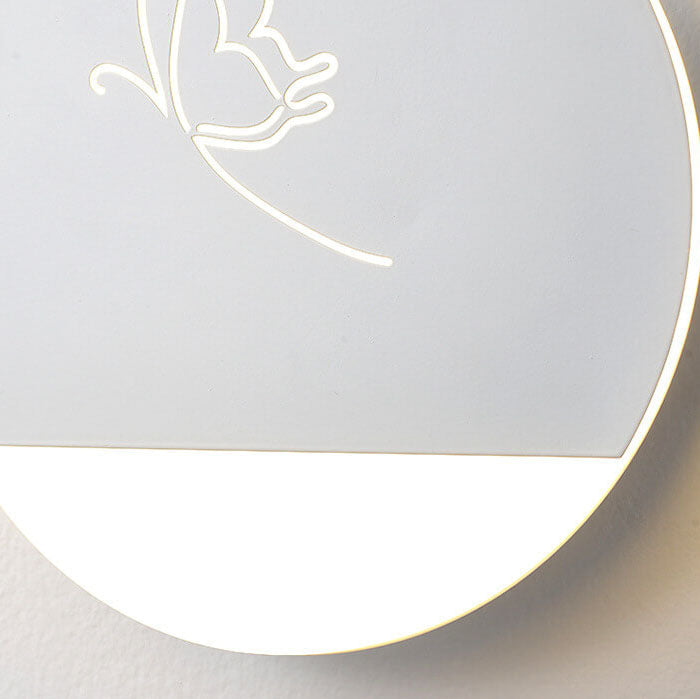 مصباح حائط LED دائري من الأكريليك بتصميم فراشة على شكل برسيم بأربع أوراق إبداعي من نورديك 