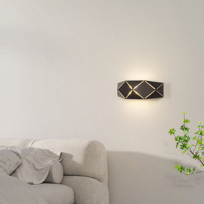 Contemporary Nordic Iron Geometric Polyhedron LED Wall Sconce Lamp For Bedroom