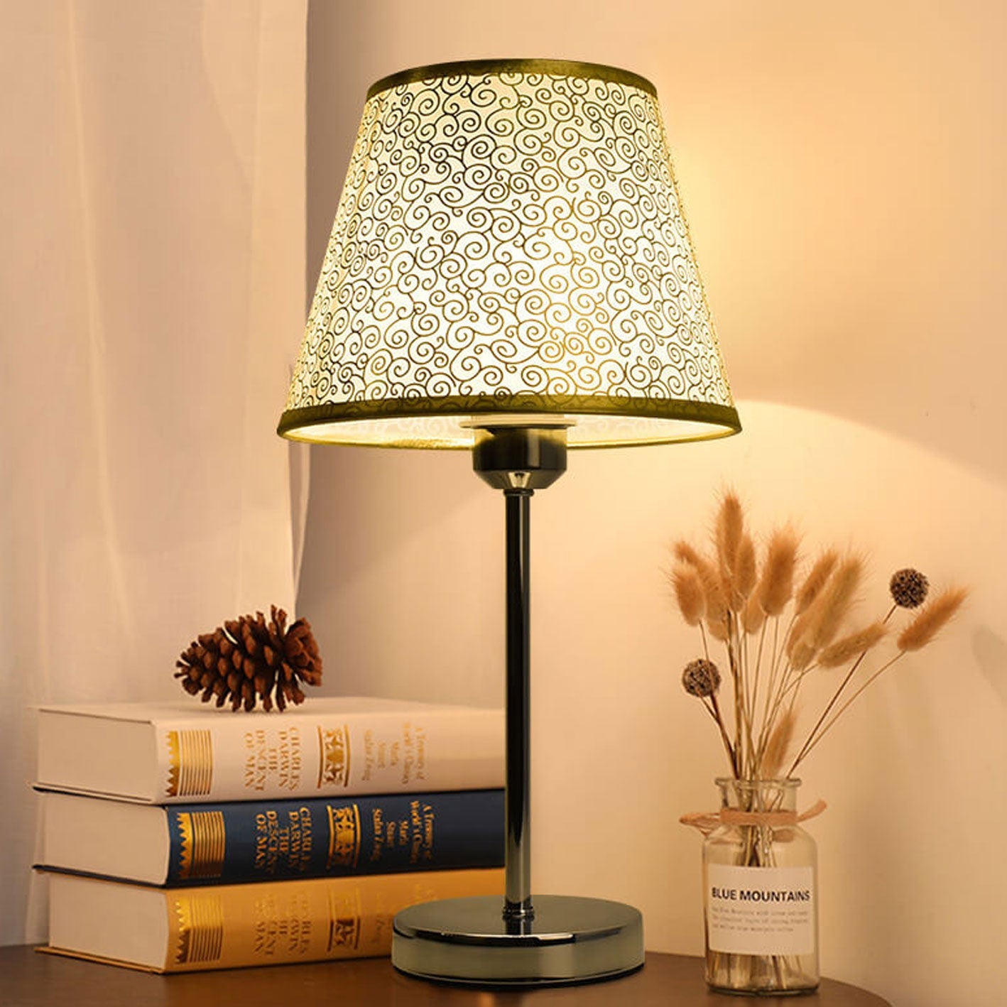 European Retro Fabric 1-Light Table Lamp