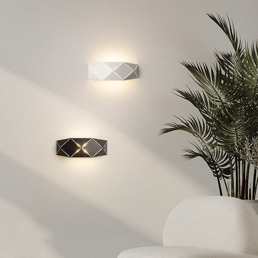 مصباح حائط LED هندسي متعدد السطوح من الحديد الإسكندنافي المعاصر لغرفة النوم 