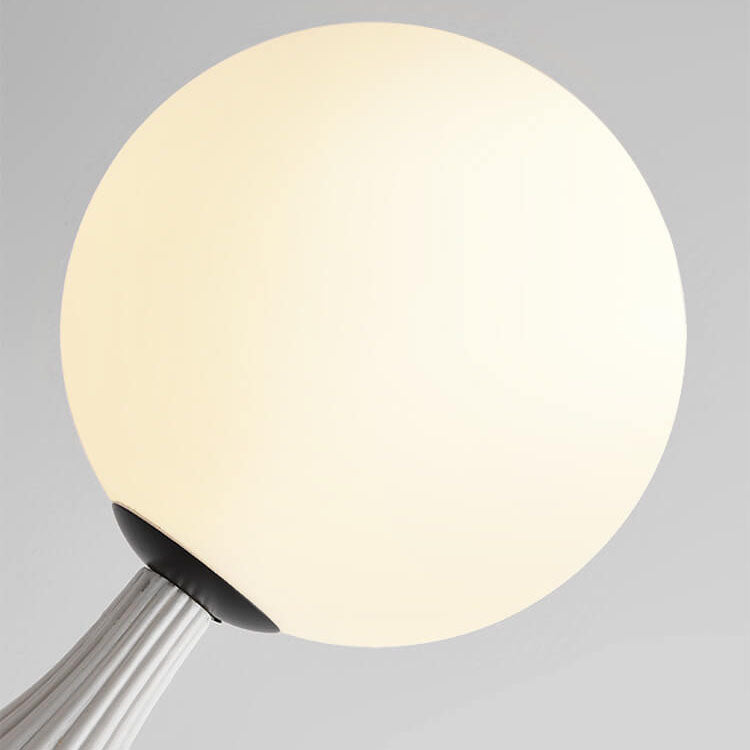 Nordic Simple Wrought Iron Glass Sphere 1-Light Standing Floor Lamp