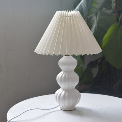 Retro Lattice Pleated Shade Ceramic 1-Light Table Lamp