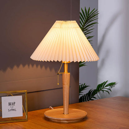 Retro Pleated Pull Cord Switch 1-Light Table Lamp