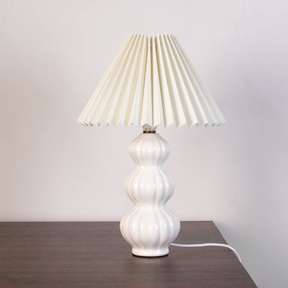 Retro Lattice Pleated Shade Ceramic 1-Light Table Lamp