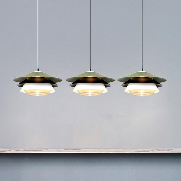 北欧風のカラフルなレイヤードメタリック1灯LEDペンダントライト