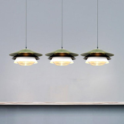 北欧風のカラフルなレイヤードメタリック1灯LEDペンダントライト
