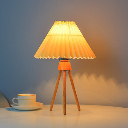 Retro Pleated Scalloped 1-Light Standing Table Lamp